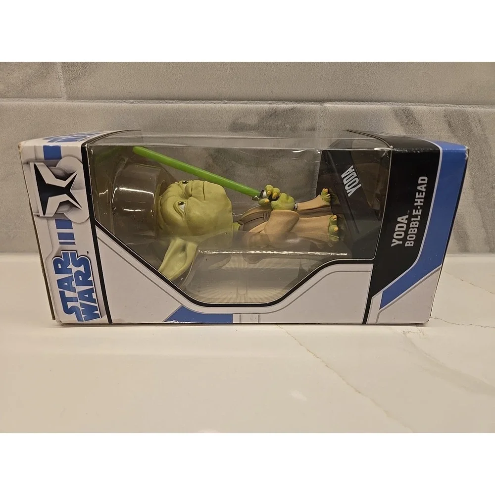 Yoda Star Wars Bobblehead by FUNKO 2008